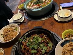 -重庆鸡公煲·青锅花椒鱼(牡丹江路店)