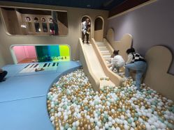 -奈尔宝家庭中心·亲子餐厅(北京东坝万达店)