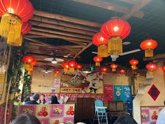 -靠山屯东北农家菜(八龙桥雅苑店)