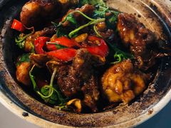 三杯牛蛙-穹六人间 people 6(岳阳路店)