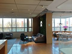 -蔚来中心(北京中关村店)