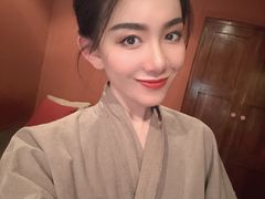 -迪瓦娜按摩和水疗中心