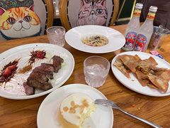 -more than meow吴止猫主题餐厅(承德 中船汇店)