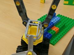 -斯坦星球AI编程·机器人科创·科学实验·信奥·思维·STEM·积木拼搭·竞赛考级(浦东联洋广场大拇指龙阳御桥中心)