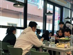 大堂-chicken plus韩国炸鸡(城阳店)