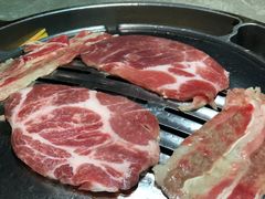 -哈哈碳都·牛肋条无限自助烤肉(台江万达店)