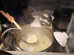 -王氏悦香驴蹄子面(南门中大国际店)