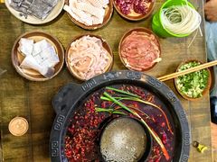 -黄潇洒老火锅(九眼桥宏济巷店)