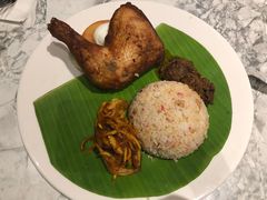 -关夫人餐厅(阳光广场店)