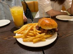 -瑞食酒馆 La Taverne Suisse