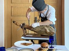 -青岛香格里拉·鱼跃地中海西餐厅