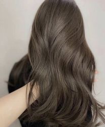 -苏豪美发S A L O N烫发染发