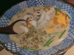 -荣家黄鱼面(前滩太古里店)