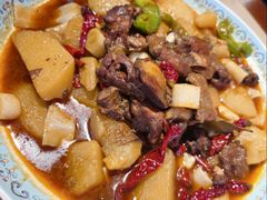 新疆大盘鸡-品质伊骊新疆菜(紫金店)