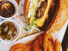 BBQ培根牛肉特堡-The Habit Burger Grill 哈比特汉堡(复兴soho店)