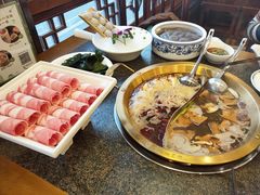 -小天鹅火锅·一线江景洪鼎旗舰店(洪崖洞店)