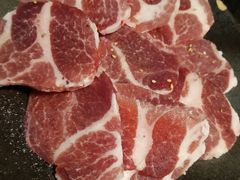 梅花肉-牛村烤肉餐厅.自助烤肉