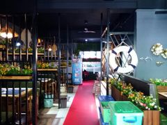大堂-秋语木桶鱼.酸菜鱼(开发区火车站店)