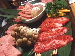 -炼火烤肉店