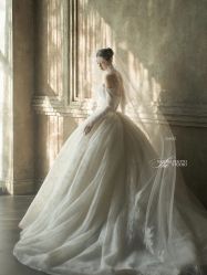 -雪中彩影婚纱摄影·微光艺术中心