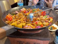 -富正毅三下锅·湘西韵味(天门山索道店)