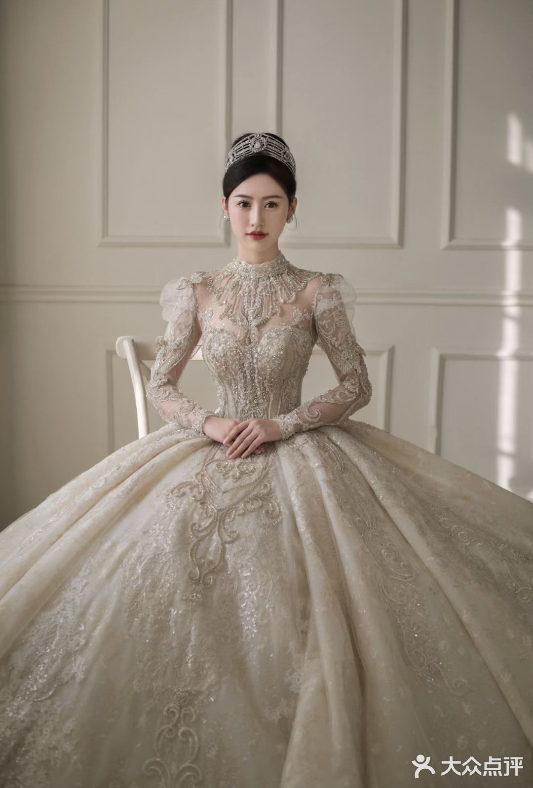 气场强大的仙奢大拖尾婚纱