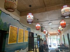 大堂-潭州老友灶台鸡·竹屋老灶(光明E城店)