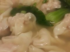 虾肉小馄饨-王家沙点心店(南京西路总店)