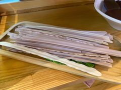 手工Q弹七彩面-雾都渣渣火锅(南城智汇城店)