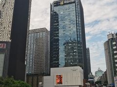 -观音桥步行街