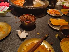 -晓宇重庆火锅(西安荟聚店)