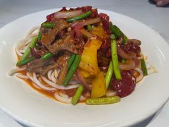 -清真·卡德尔大叔新疆主题餐厅(龙汇路店)