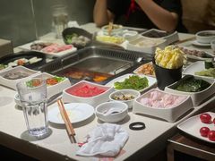 -海底捞火锅鲜切牛肉主题店(长寿路店)