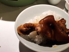 湘辣猪手-费大厨辣椒炒肉(高铁吾悦广场店)