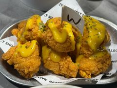 -W COLLECTIVE  DESSERT SHOP