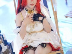 -米游妙妙屋cosplay换装自拍摄影体验馆
