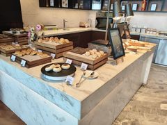 -苏宁银河国际咖啡厅·天际环球美食汇