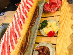 一米长盘牛五花-犟牛家·榴莲烤肉(五棵松店)