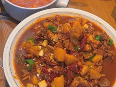 -俭寨大盘鸡·手抓肉·烧烤新疆菜(乌苏路店)