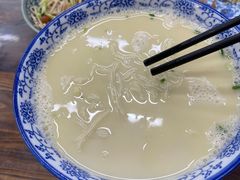 -雪琴面馆富安特色鱼汤面(城中花园店)