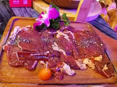 -热火朝天鲜切牛肉火锅(南强街巷店)