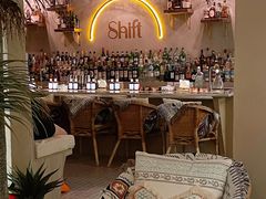-Shift cocktail bar鸡尾酒吧