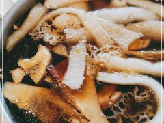-天宜隆蘑菇宴火锅(石景山旗舰店)