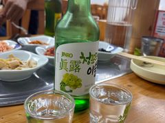 -亲昵春川鸡排(韩国美食街店)