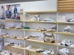 -hotwind热风(民盈山国贸店)