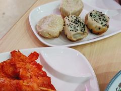 -小杨生煎(金山百联购物中心3楼店)