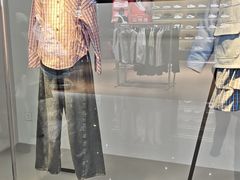 -ZARA(凯德乐峰广场店)