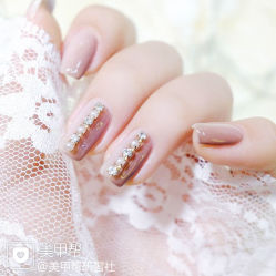 -Pink You美甲洗眉纹绣定制中心