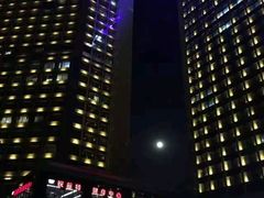 -锐菲特游泳体育健身中心(滨江店)