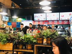 大堂-车沾巷·重庆老味豌杂面